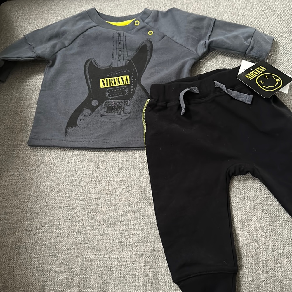 Nirvana baby outfit set size 3-6 months new